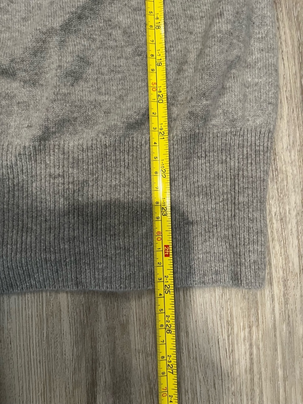 J Crew Italian Cashmere Light Grey V-Neck Zip-Front Women's Sweater. Size Small. - Picture 4 of 5